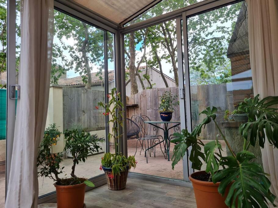70 M2 Avec Terrasse, Proche De La Apartment *