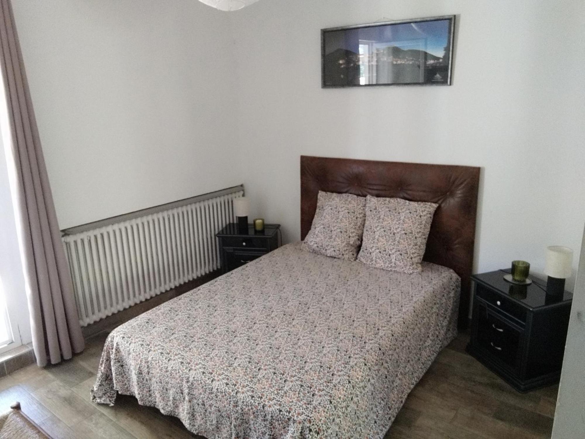 70 M2 Avec Terrasse, Proche De La Apartment *